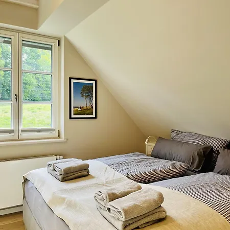 Holiday home Mee H R Zeit 07 Klein Stresow Ruegen By Ruyastay