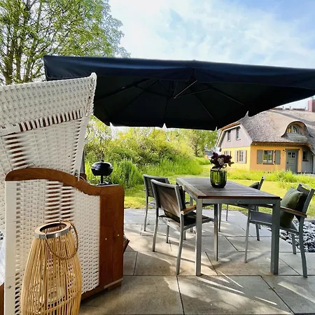 Mee H R Zeit 07 Klein Stresow Ruegen By Ruyastay Holiday home *